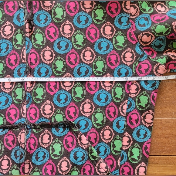 Loyal Army XL Hoodie - Picture 6 of 8